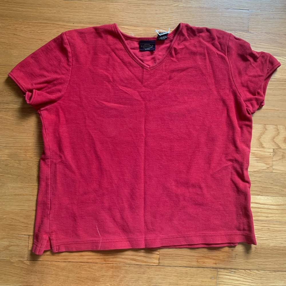red t-shirt